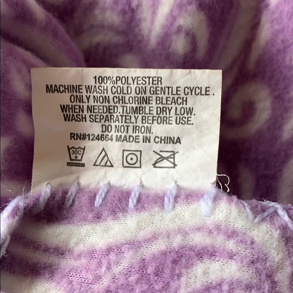 EUC sleep sheet/throw - Picture 4 of 4